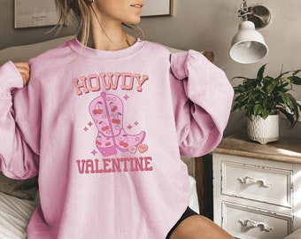 Howdy Valentine Sweatshirt, Cowboy Love Shirt, Cowgirl Valentine Sweatshirt, Love Crewneck, Western Crewneck, Retro Valentine Sweatshirt