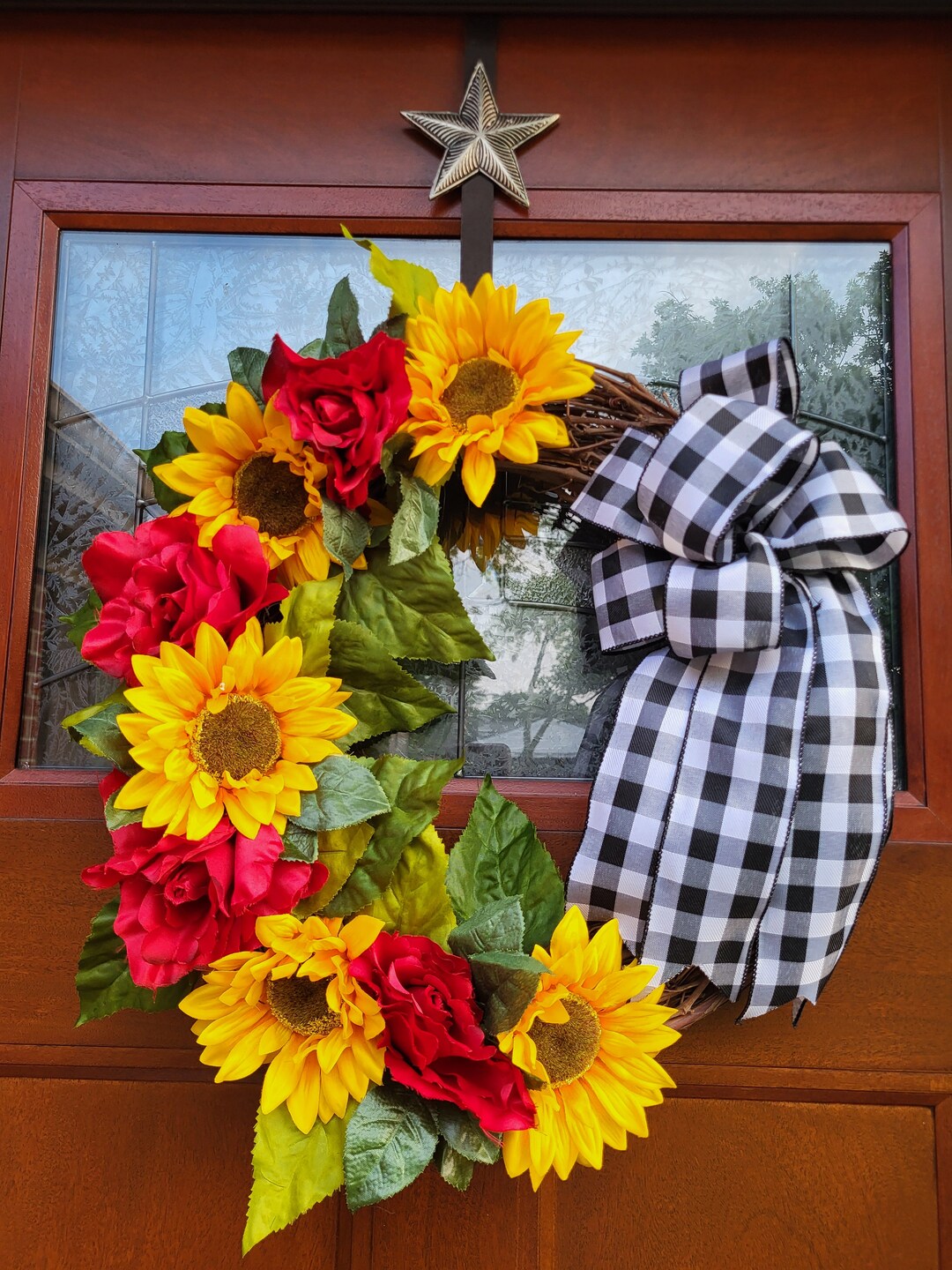 Red Roses and Yellow Sunflowers Wooden Wreath - Etsy
