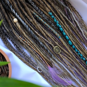 Synthetic dreads brown to blonde dreads ombre with dusty purple braids & hair accessories double or single ended fake dreadlocks extensions