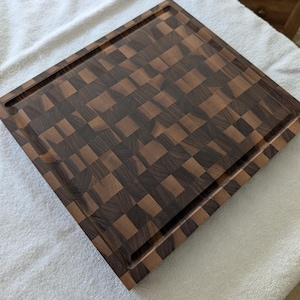 Walnut End Grain Cutting Board
