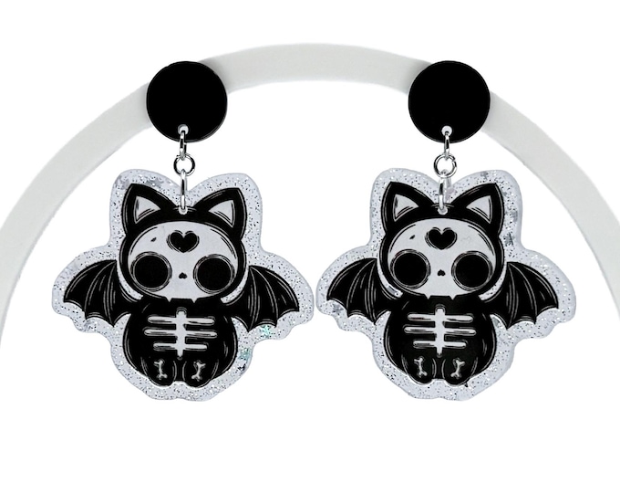 Bat Earrings, Spooky Season, Fall Earrings, Goth Accessories