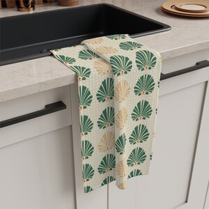 Seashell Print Kitchen Towel, Seashell Kitchen Decor, Housewarming, Birthday Gift, Beachy Decor, Beach House, Seashell, For Mom