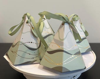 Handmade Floral Gift Box Set: Special Occasion Keepsake
