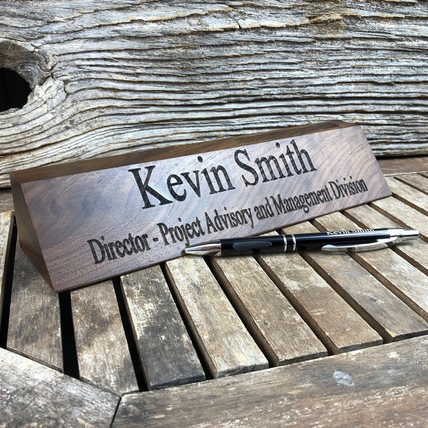 Desk Wedge, Custom Desk Name Plate, Desk Wedge Personalized, Engraved Dad Gif Name Plate, Customized Walnut Desk Name, Custom Sign Desk Name