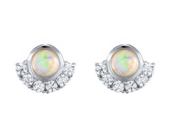 Opaal oorbellen, Stud oorbellen, sierlijke stud oorbellen, minimalistische oorbellen, kleine studs, Cz Opal oorbellen, minimalistische sieraden, sierlijke studs