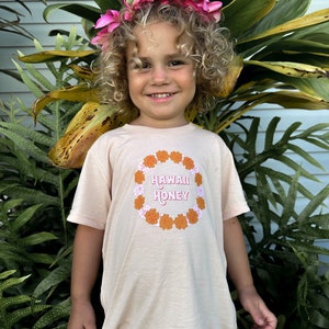 toddler shirt, lei, aloha, hawaii, hawaii style, kids clothes, girl clothes, toddler t-shirt, handmade in hawaii, handmade, flower shirt