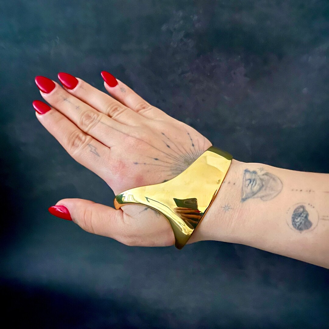 18K Gold Plated Hand Cuff Bracelet: Edgy Unisex Palm Cuff - Etsy