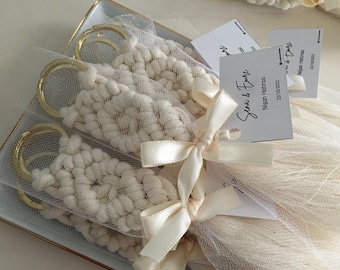 Macrame keychain wedding favors, Personalized gift, Bridesmaid gift, Boho party favors