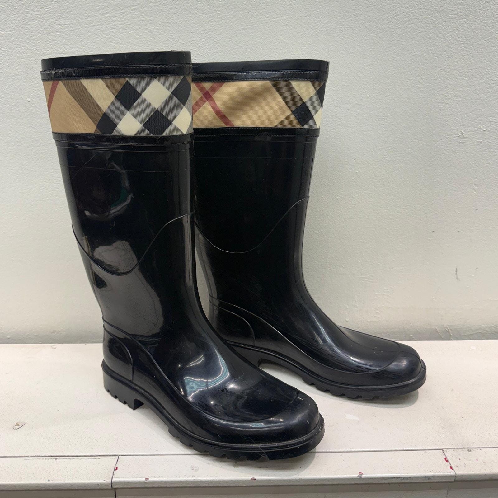 Vintage Burberry Boots - Etsy Canada