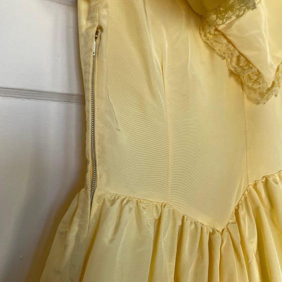 Vintage Belle Beauty and the Beast Ballgown Disne… - image 10