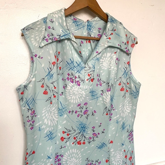 Vintage 1970s Blue Floral Pattern Dress
