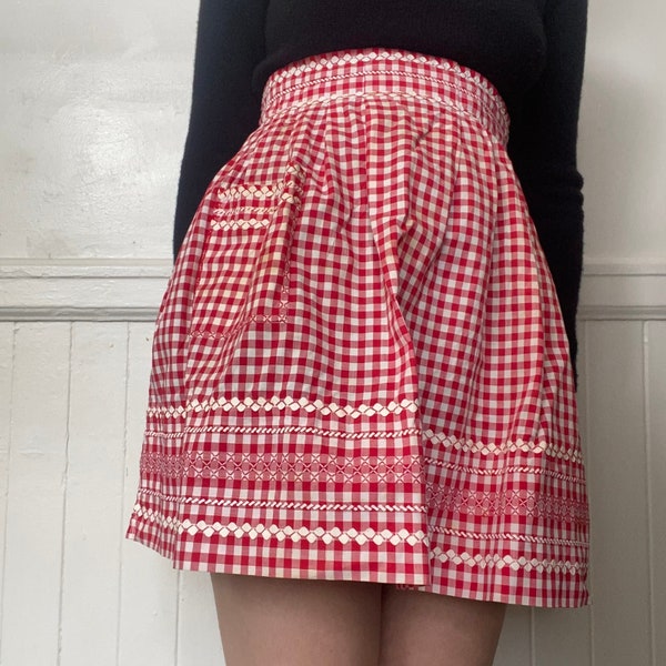 Vintage Red White Checked Waist Apron Country Gingham Kitchen