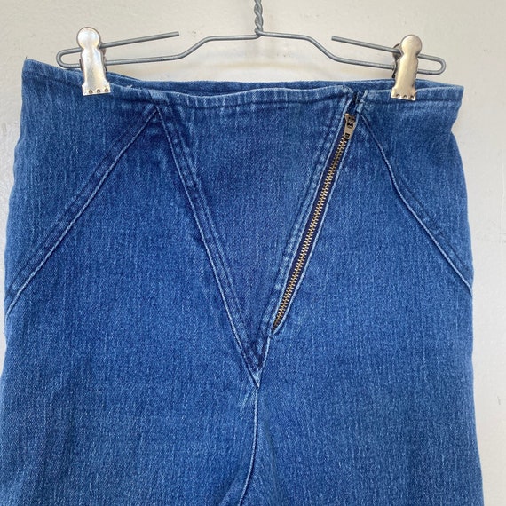 Vintage 1980s Landing Gear Blue Denim Jeans Triang