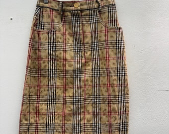 Minissaia vintage dos anos 90 da Walking Art com estampa animal da Burberry, perfeita para a primavera/verão.