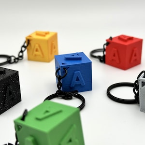 Llavero de cubo 3D personalizado · Inicial personalizada · Letra única · Impreso en 3D · Letras en relieve · Hecho en Canadá · Regalo único · Mínimo