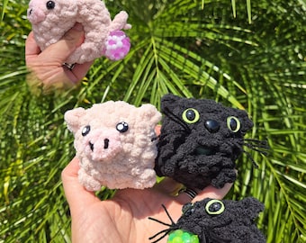 Crochet Plush Stress Ball: Kitty Cat or Piggy Fidget Toy / ASMR / Stim toy