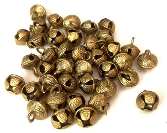 100 stuks Indian Brass Ghongroo Bells Losse kralen muziek Danslessen Kathak Ghungroo Goud 2 cm