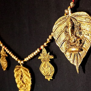Golden Laxmi Ganesh On Leaf Metal Kalash Wall Door Hanging Torans bandanwar For home decor Ornaments 45 inch Temple Decor