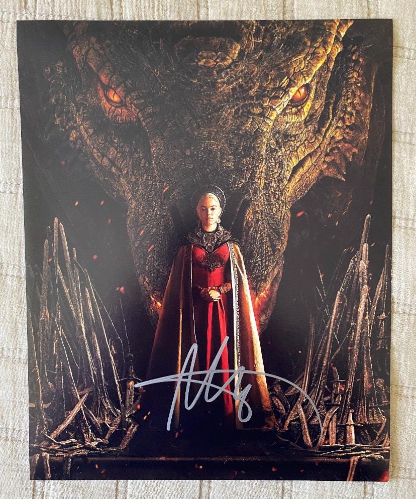 ミリー・アルコック直筆サイン入り8x10写真（COA付き） - Etsy 日本