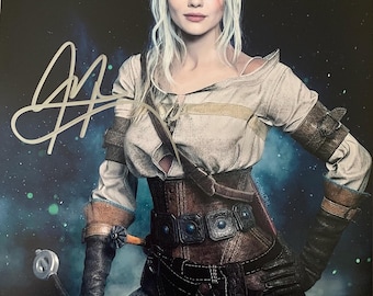 Freya Allen Hand Signed 8x10 Photo With COA