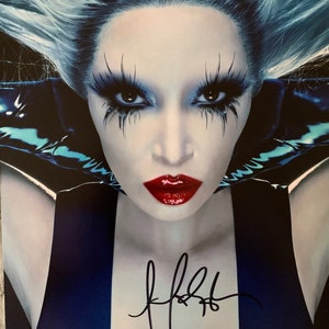 Kim Kardashian Signed - Etsy