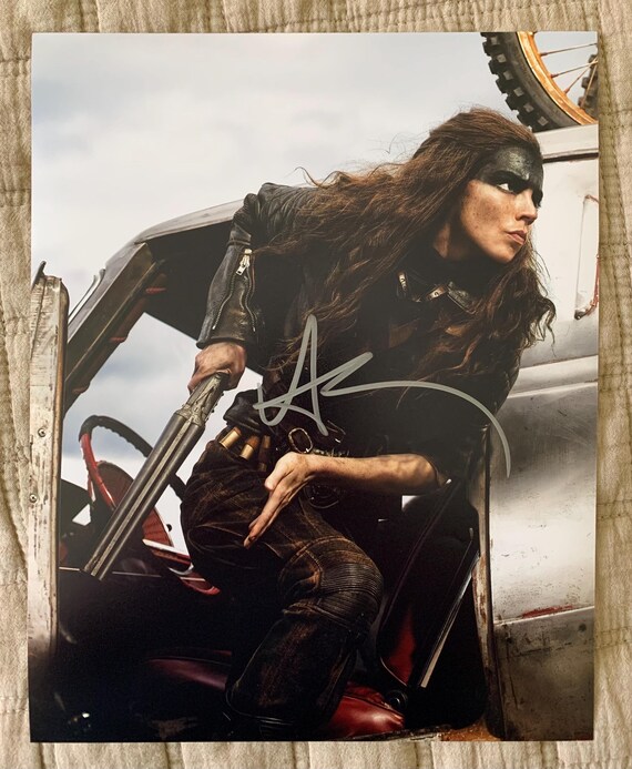 Anya Taylor-joy Hand Signed 8x10 Photo With COA - Etsy