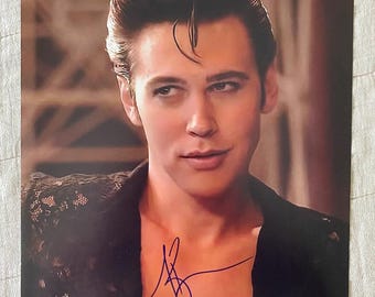 Austin Butler Hand Signed 8x10 Photo With COA