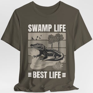 Alligator Swamp Life T-Shirt, Animal Shirt, Wildlife Tee, Nature Shirts, Alligators Tee, Zoo Top, Crocodile Alligator Gift, Animals Gift