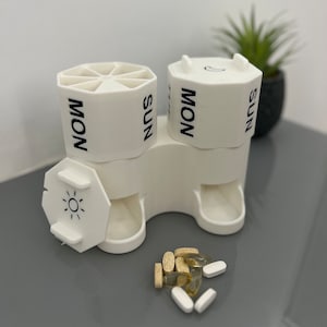 PillHub Duo: Daily Pill Organiser & Dispenser day and night for vitamins, supplements, medication and pills