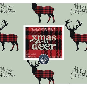 Op de afbeelding: Een naadloos digitaal patroon met rode en zwarte geruite herten silhouetten op een lichtgroene achtergrond. De tekst "xmas deer" staat in een rood en zwart geruit vak met de woorden "Seamless Digital Pattern", "Unlimited Commercial Use" en "12 x 12 - 300 DPI" eronder. De tekst "Merry Christmas" verschijnt vier keer in een handschrift.