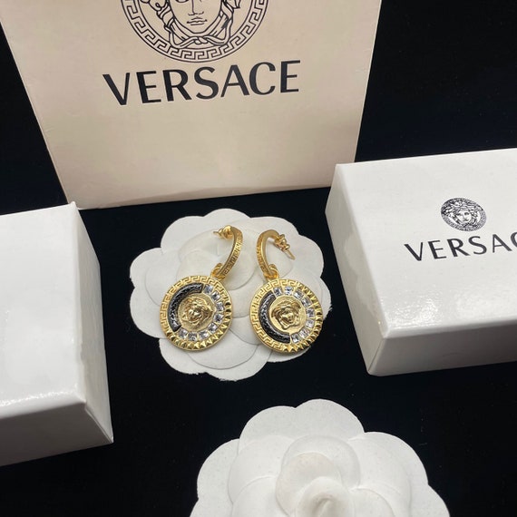 Vintage Gianni Versace Medusa Gold Coin Drop Earrings – Recess