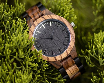 Aangepaste houten horloge voor mannen - minimalistisch milieuvriendelijk ontwerp - quartz uurwerk - gemaakt van zebra- en ebbenhout - gepersonaliseerd cadeau voor hem