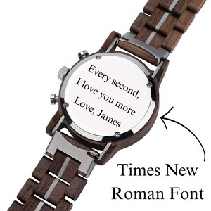 Montre en bois en résine gravée avec bracelet en cuir marron, montre pour homme, cadeau personnalisé pour petit ami, cadeau d'anniversaire pour lui, cadeau pour mari image 3