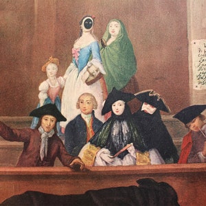Può includere: Un dipinto che raffigura un gruppo di persone che indossano maschere e costumi. Le persone sono in piedi in una stanza con un pavimento e pareti in legno. Il dipinto è in uno stile che ricorda il XVIII secolo. Il testo sul cartello recita " Vero Ritratto di un Amorosa Contessa in Venezia L'anno 1751.  Fatto da me.  Giovanni Battista  Dal Corno.  In Venezia  In S. Polo Furlan.  Venezia."