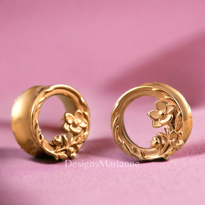 Gauge Earrings, Saddle Ear Plugs, Ear Tunnel Plugs, Stainless Steel Earring Gauges, Stretched