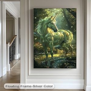 Stampa su tela con unicorno della foresta luminosa - Stampa di cavallo fantasy mistico, decorazione da parete incantata con bosco verde per interni da sogno, stampa su tela