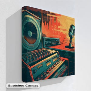 以下が含まれることがあります： レトロなレコーディングスタジオのシーンを描いた、引き伸ばされたキャンバスアートプリント。このアートワークは、大きなスピーカー、ミキシングコンソール、マイク、その他のオーディオ機器を、ティール、オレンジ、ブラウンの色調で表現しています。「Stretched Canvas」の文字が下にあります。