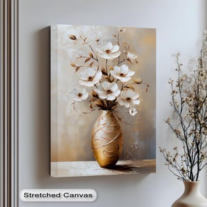Lienzo decorativo con jarrón de flores blancas: elegante estampado floral para sala de estar, pasillo o dormitorio, póster botánico moderno, decoración en lienzo enmarcado.
