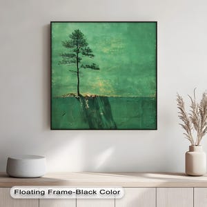 Lone Pine Tree Wall Art - Tela minimalista con paesaggio verde con cornice bianca galleggiante per un arredamento moderno ispirato alla natura, arte murale su tela