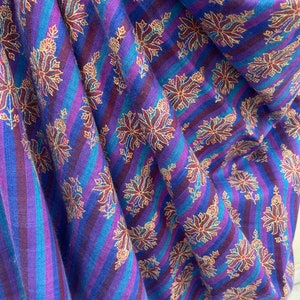Stripes based bootidar Sozni Embroidered Pashmina Shawl |100% Handmade Pure Pashmina Needle embroidery | Warm Soft And Beautiful| 40x80 inch