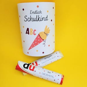 Download: 27 Etiquetas Duplo MATRÍCULA ESCOLAR ALUNO Início das aulas - Motivo com cone escolar rosa