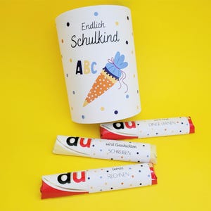 Download: 27 Etiquetas Duplo MATRÍCULA ESCOLAR ALUNO Início da escola - motivo com cone escolar