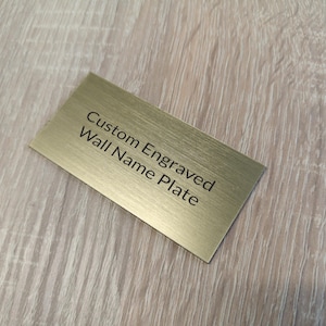Individuell graviertes Wandnamensschild, personalisiertes Türschild, Büroschild, Namensschild, Namensschild für das Gymsims-Studio