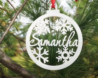 Personalized Christmas Tree Baubles / Custom Christmas Tree Decoration / Custom Christmas Wooden Baubles/ Weihnachtskugel mit Namen