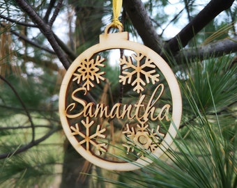 Personalized Christmas Tree Baubles / Custom Christmas Tree Decoration / Custom Christmas Wooden Baubles/ Weihnachtskugel mit Namen