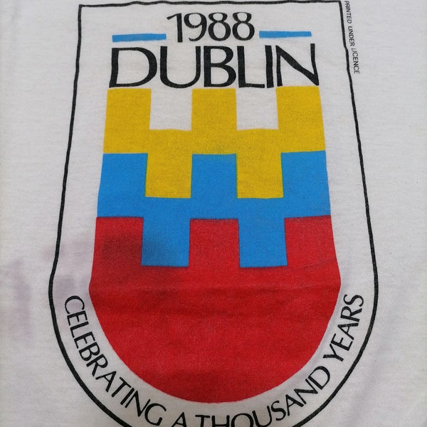 Vintage T-Shirt CELEBRATING a Thousand Years DUBLIN 1988, size S/M, 100% Cotton, used