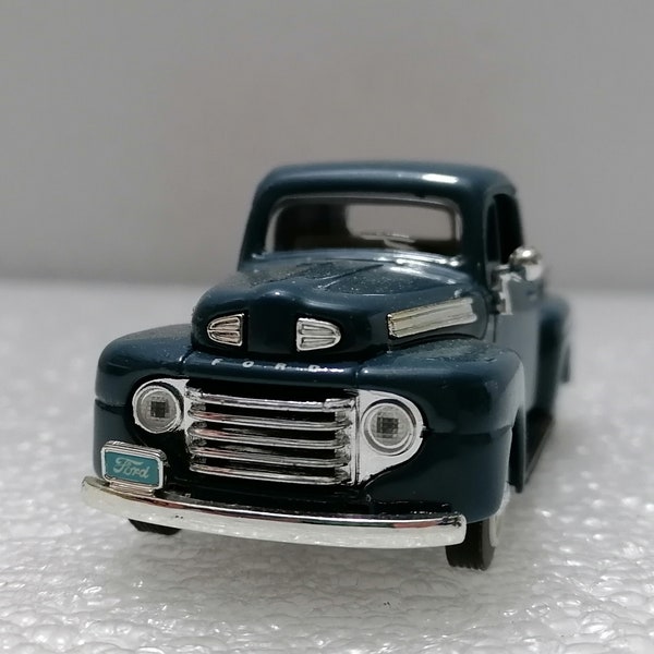 Vintage FORD F1 Pick-Up 1948 - Rare diecast model in 1/43 scale, Mint box