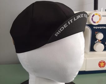 Cycling cap – handcrafted with cotton twill and a printed cotton liner