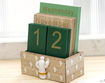 Cactus Calendar, European Retro Creative Style Wooden Calendar
