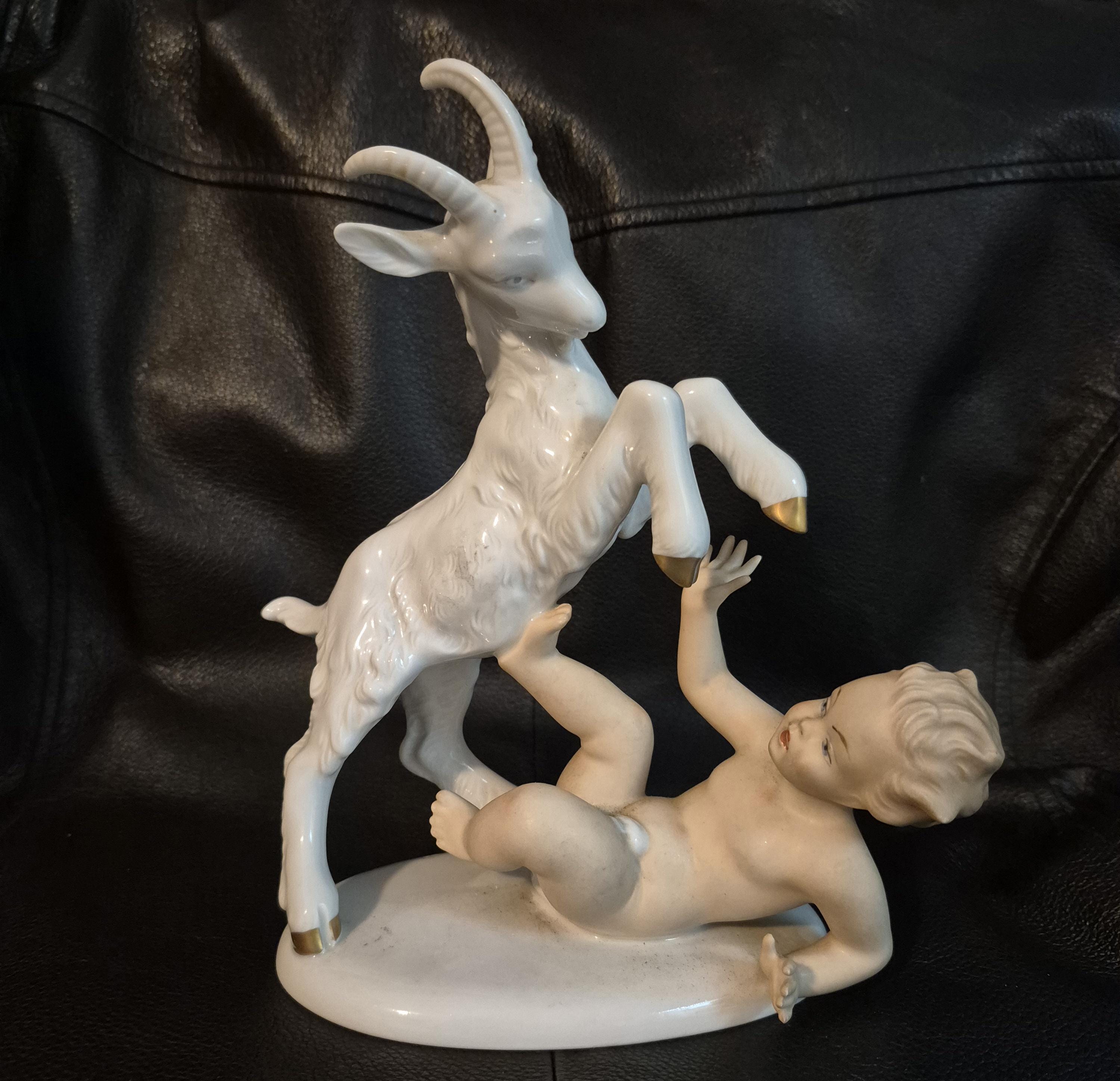 陶器 ヘレンド HEREND 干支 兎年 うさぎ 2011年 フィギュリン 箱付 【公式